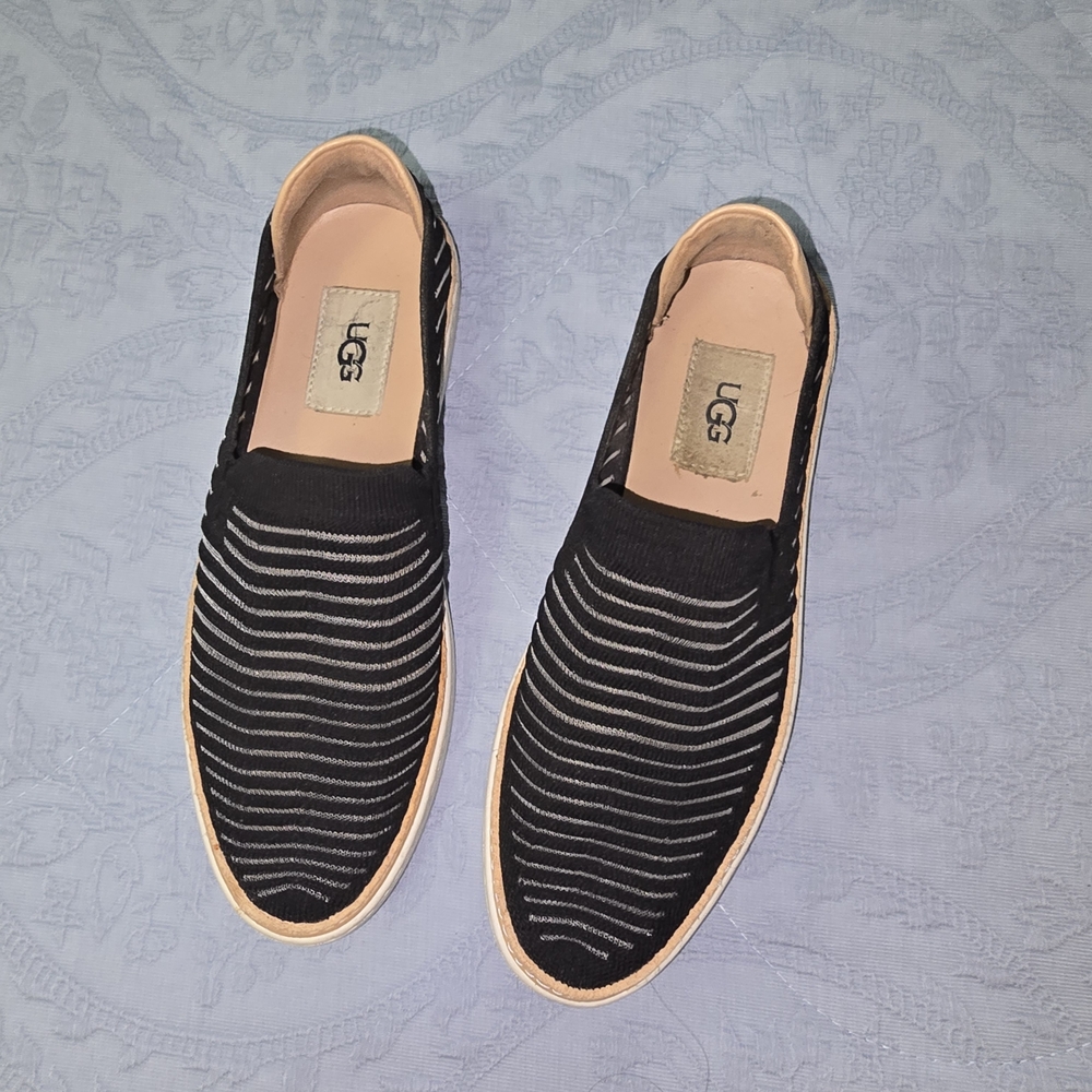 UGG  Women Black and Tan Striped Slip-Ons